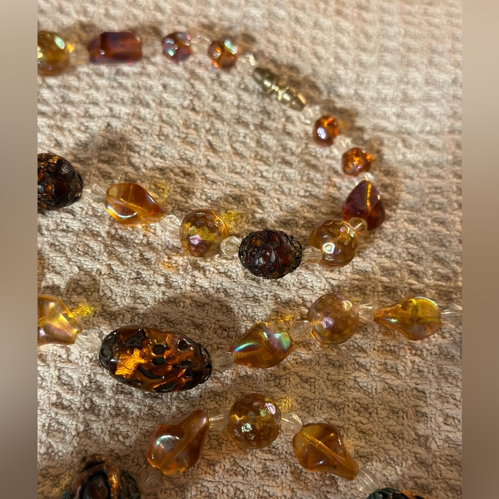 Stunning carnival glass amber beads and mocha glass beads vintage necklace